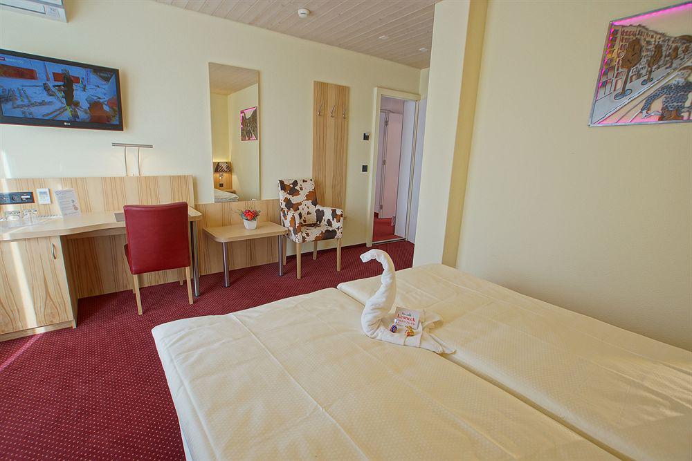 Hotel Fred Leonhardstrasse - Mobile Check-in