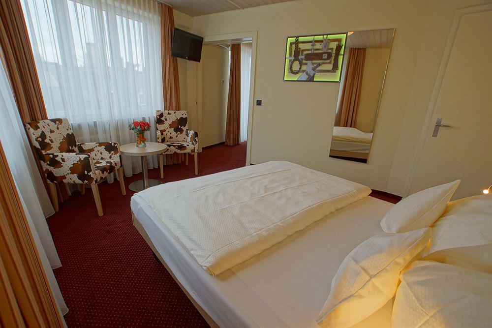 Fred Leonhardstrasse - Mobile Check-in Hotel Zurich